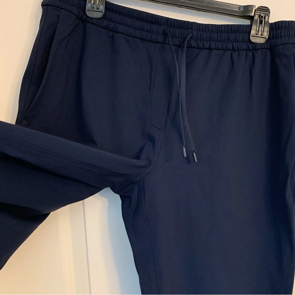 Lululemon Tapered-Leg Mid-Rise Pant 7/8 Length in True Navy